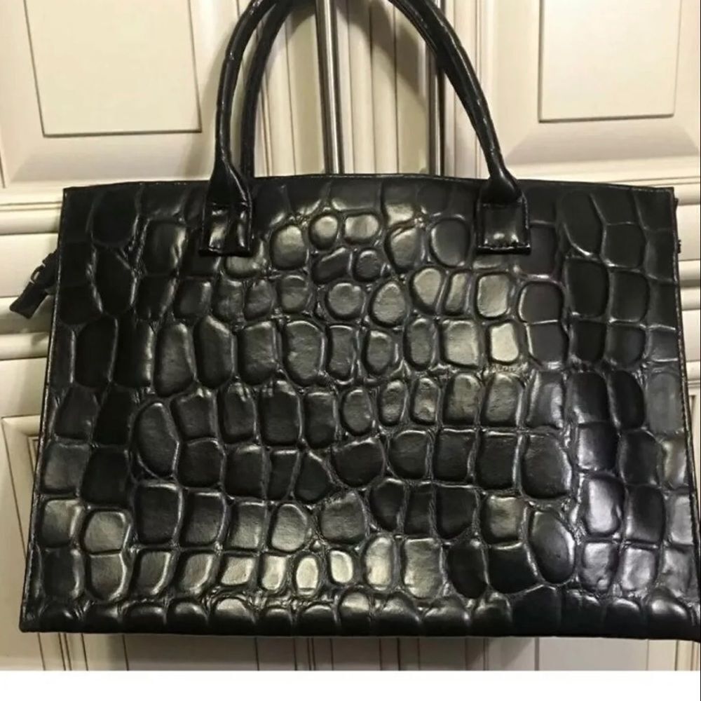 Alfred Sung Faux Alligator
